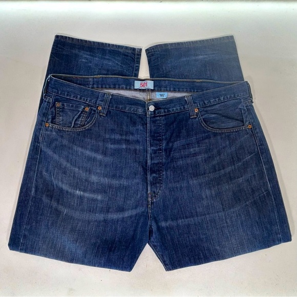 Levi's 501 Original Straight Leg Button-Fly Jeans Size 44 X 30 - Picture 4 of 9